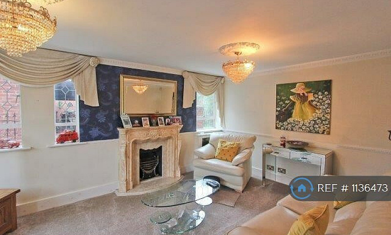 4 Bedroom House In W...