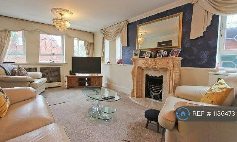 4 Bedroom House In W...