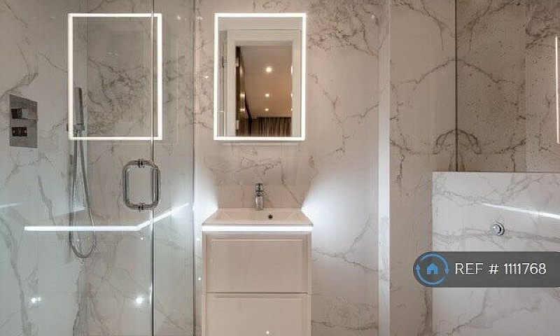 3 Bedroom Flat In Du...