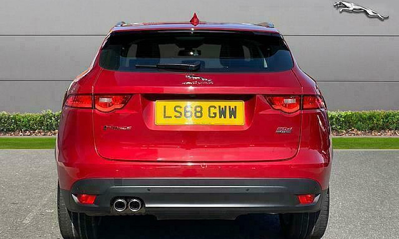 2018 Jaguar F-Pace 2...