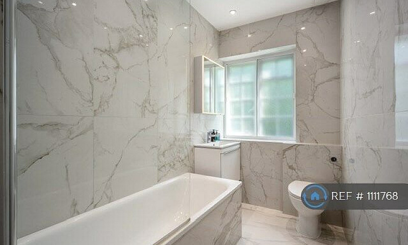 3 Bedroom Flat In Du...