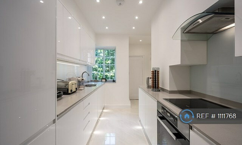 3 Bedroom Flat In Du...