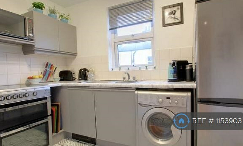 1 Bedroom Flat In Je...
