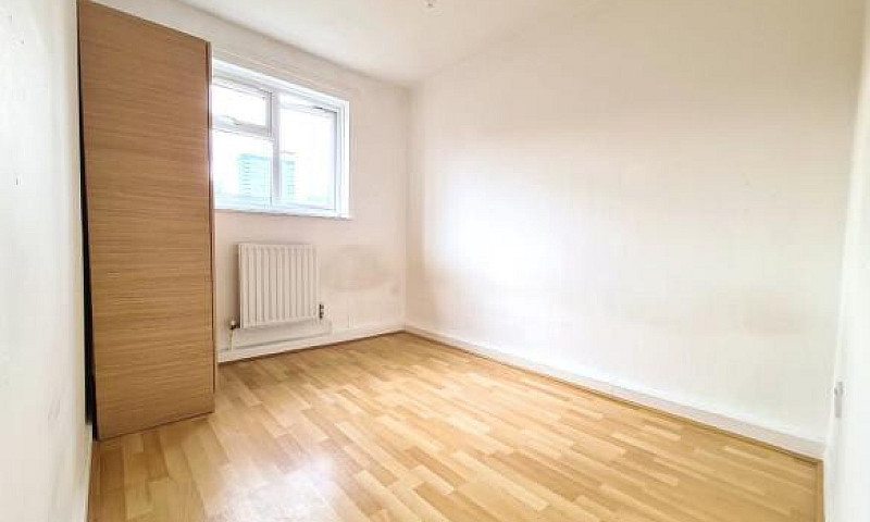 Stunning 4 Bed House...