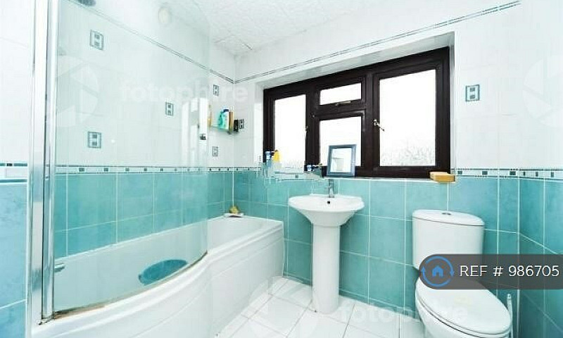 4 Bedroom House In M...