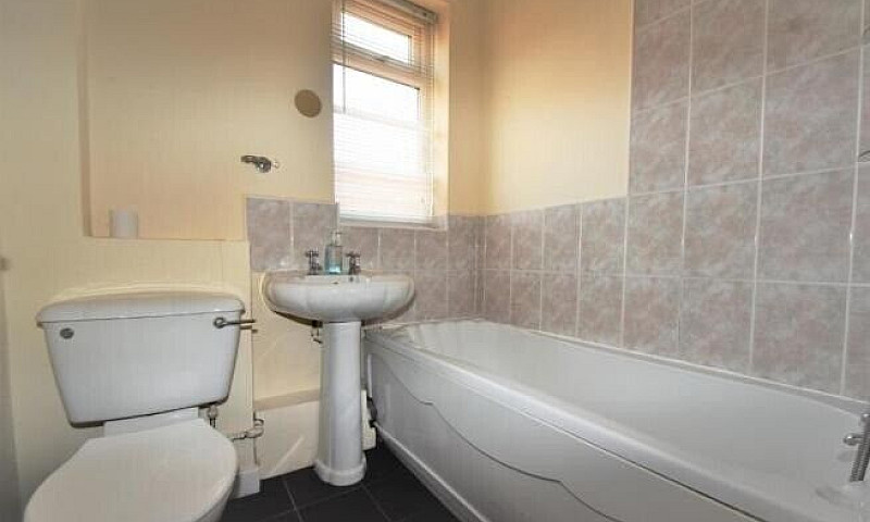Nice 2 Bed House On ...