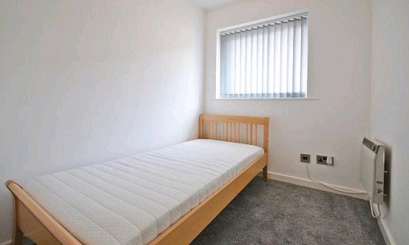 2 Bed House To Let N...
