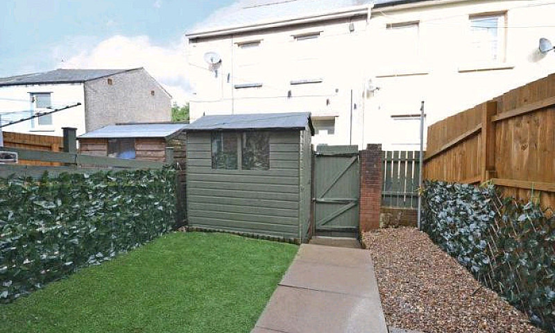2 Bed House To Let N...