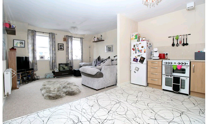 2 Bed Flat For Rent ...