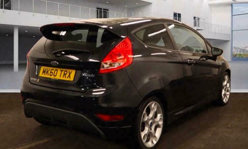 2010 Ford Fiesta Zet...