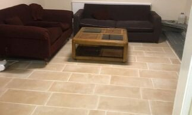 Luxurious  4  Bedroo...