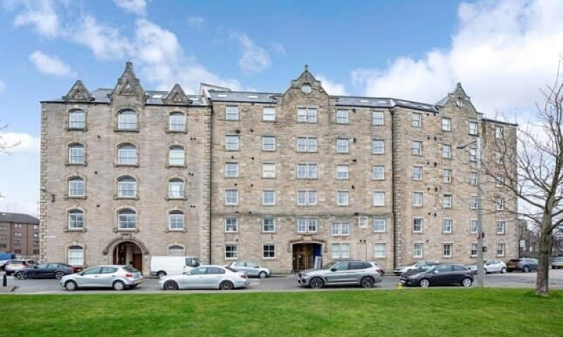 Short Term Let 2 Bed...