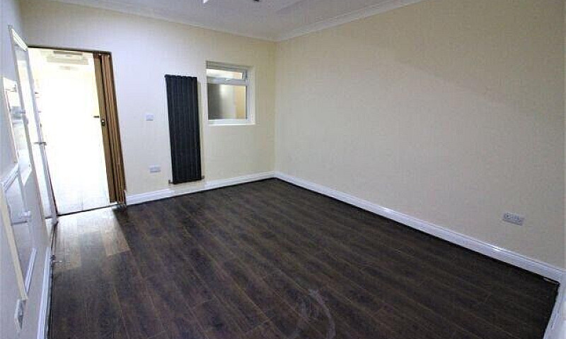 Spacious 3 Bed House...