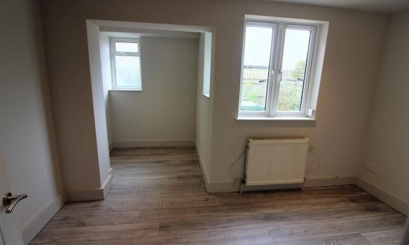 Spacious 3 Bed House...