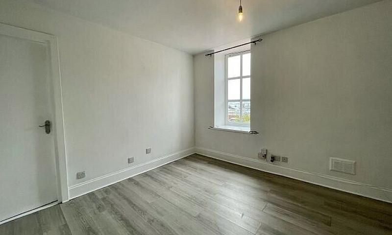 2 Bedroom Top Floor ...