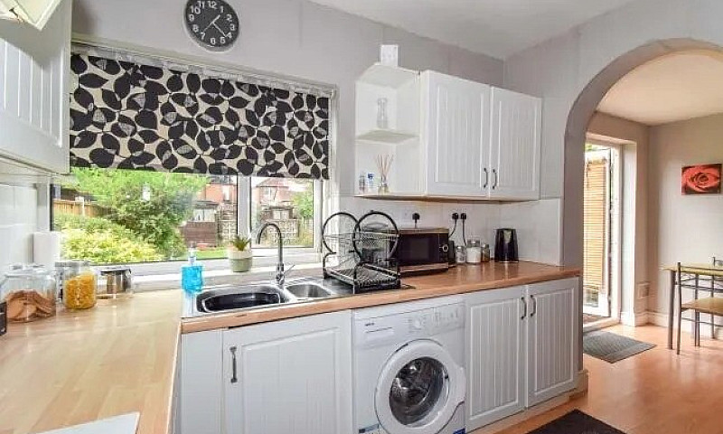 2 Bed Semi-Detached ...