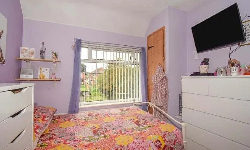 2 Bed Semi-Detached ...