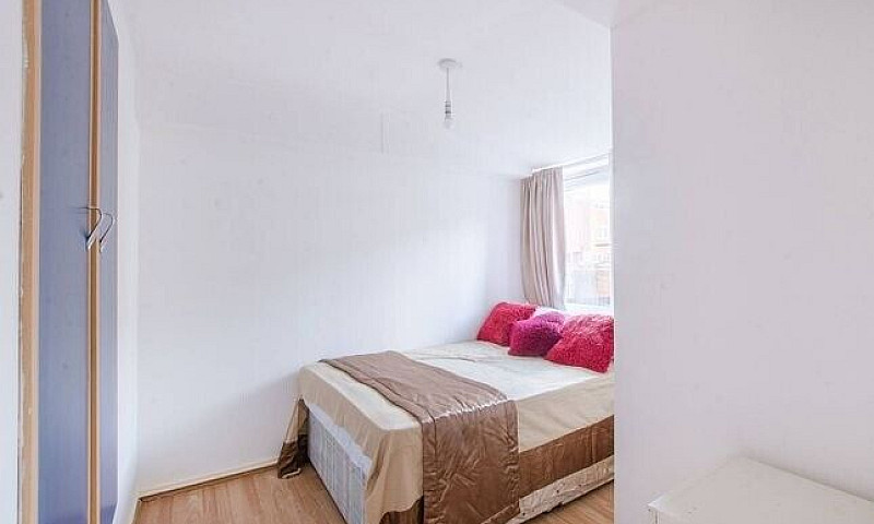 Stunning 1 Bedroom F...