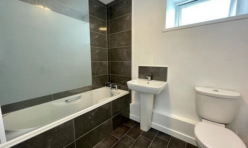2 Bedroom Top Floor ...