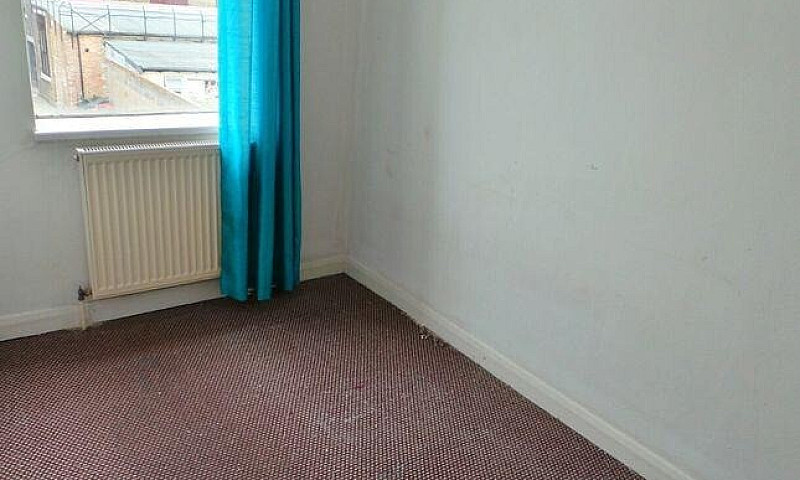 Spacious 3 Bed House...