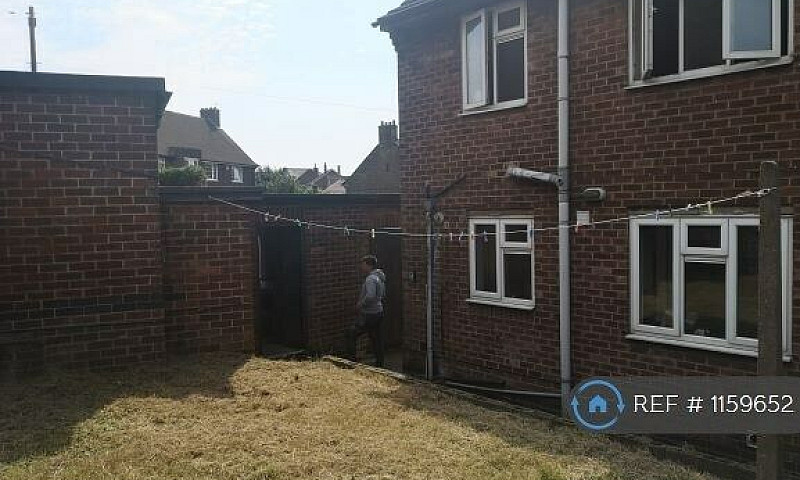 3 Bedroom House In B...