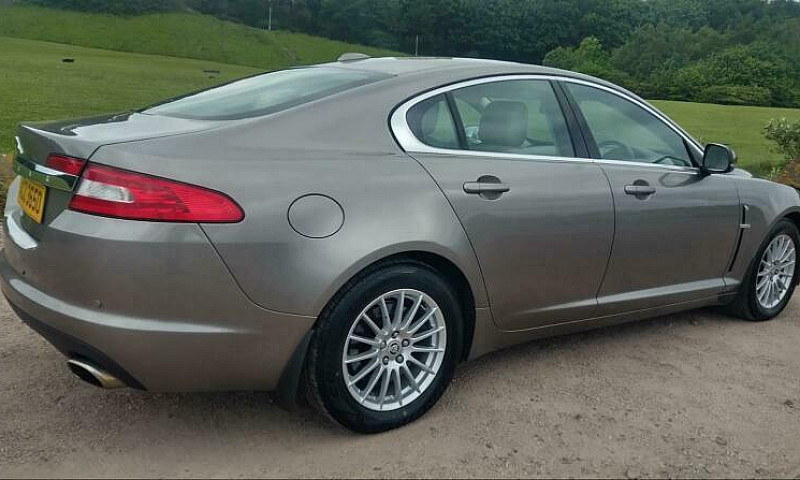 Jaguar Xf 3.0 V6 Lux...