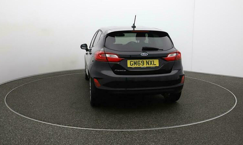 2020 Ford Fiesta Tit...