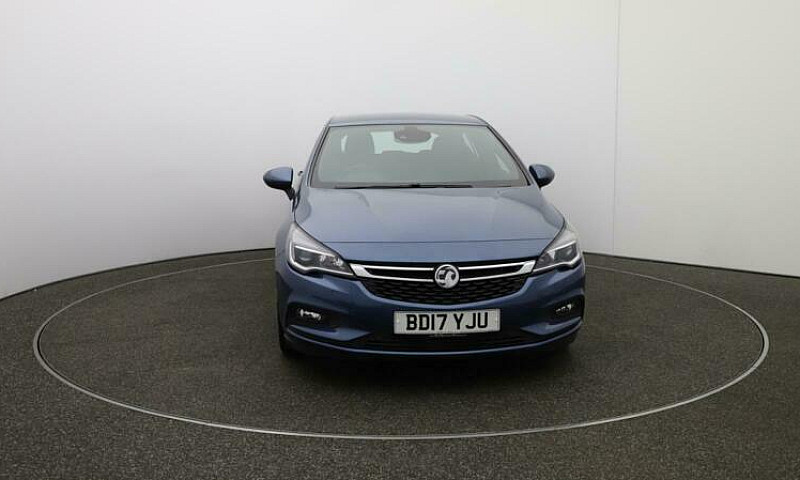 2017 Vauxhall Astra ...