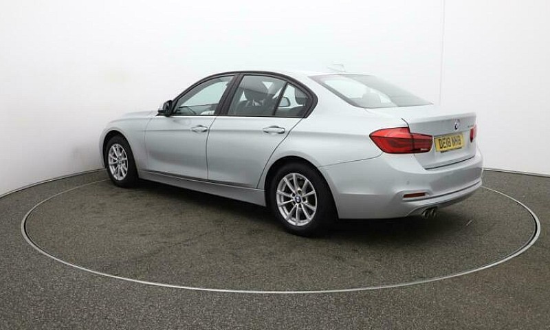 2018 Bmw 3 Series 32...