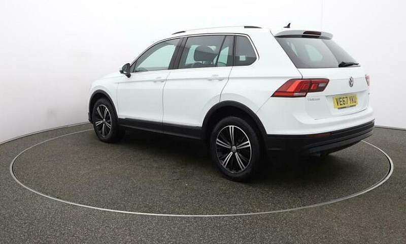 2018 Volkswagen Tigu...
