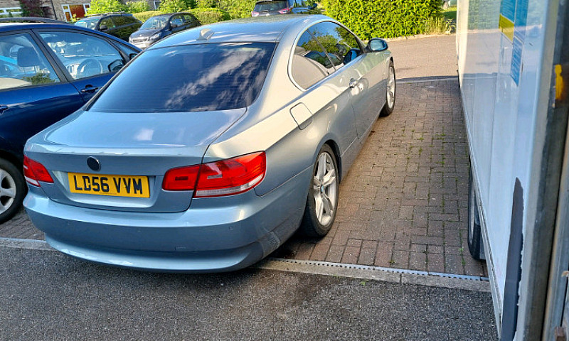 Bmw 325I Coupe...