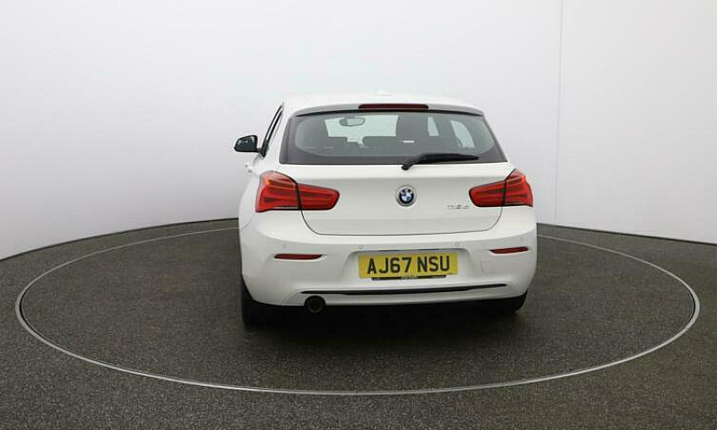 2017 Bmw 1 Series 11...