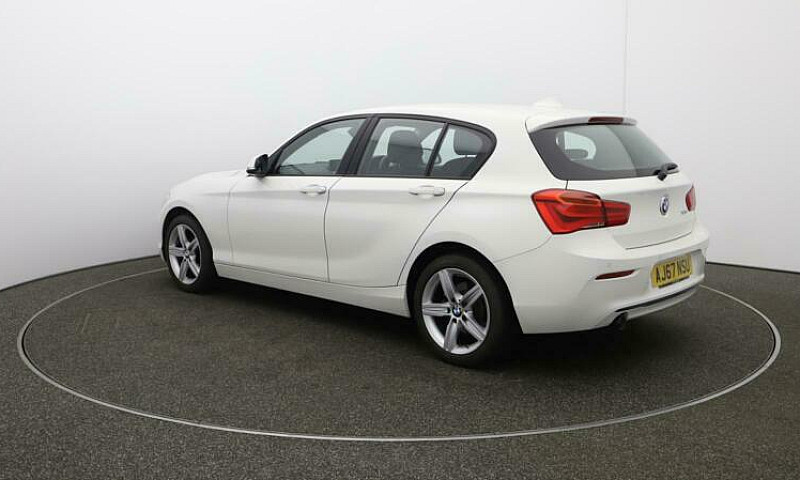 2017 Bmw 1 Series 11...