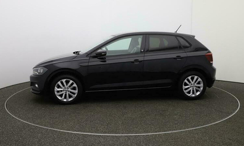 2018 Volkswagen Polo...