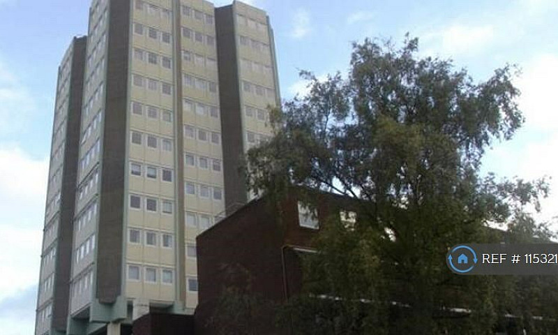 1 Bedroom Flat In Wo...