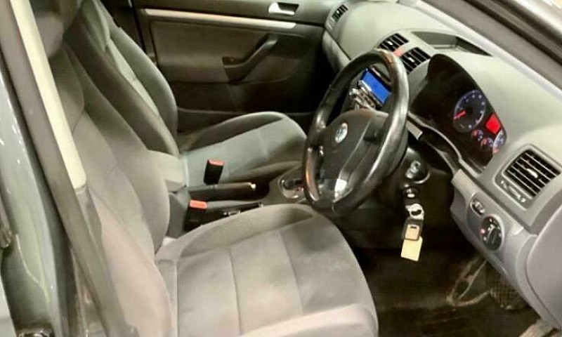 2009 Volkswagen Jett...