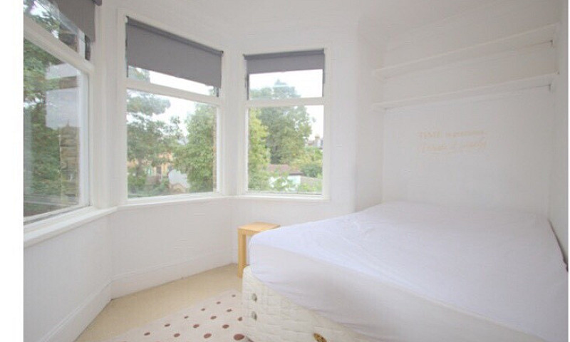 3 B/R Victorian Hous...