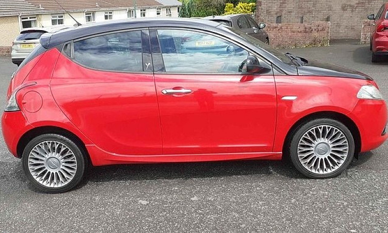 2012 Chrysler Yipsil...