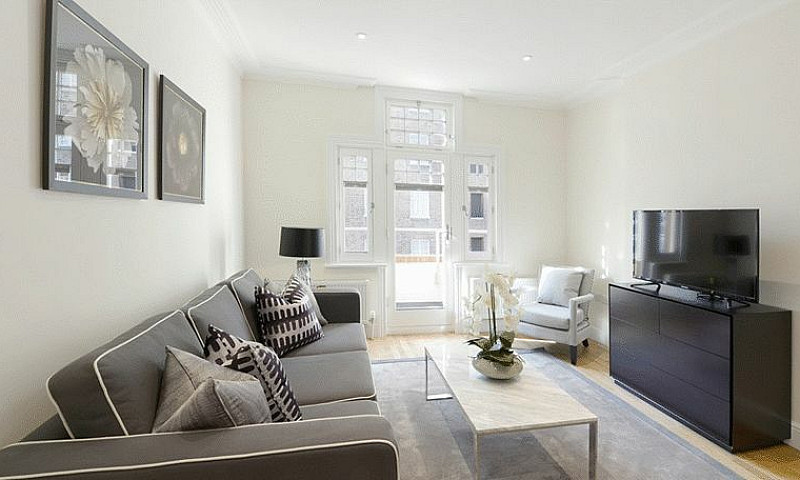 3 Bedroom Flat In Ha...