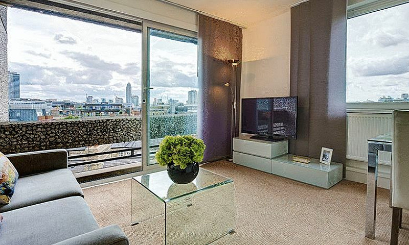 1 Bedroom Flat In Lu...