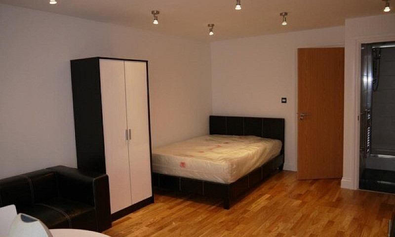 Spacious Self-Contai...