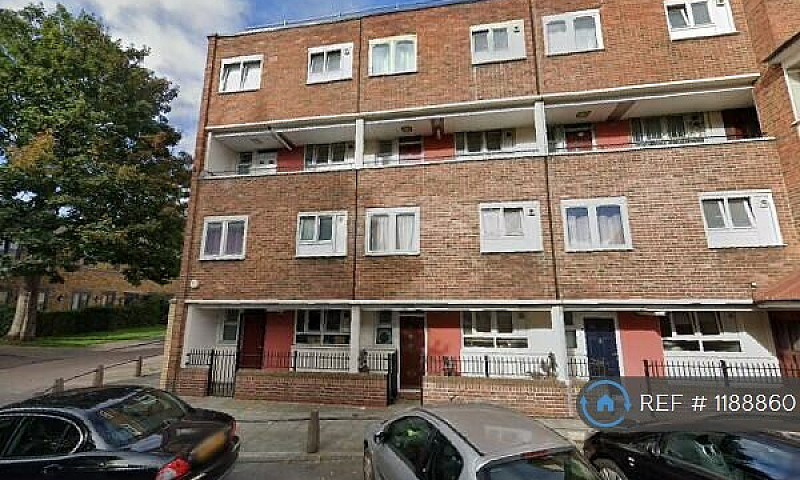 4 Bedroom Flat In He...