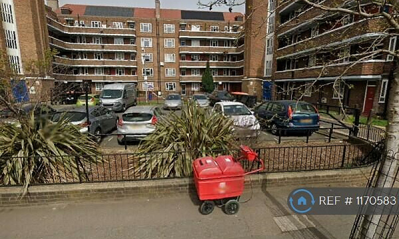 3 Bedroom Flat In Li...
