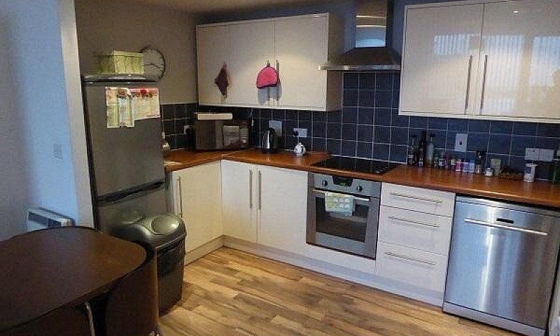 **Ground Floor Flat*...