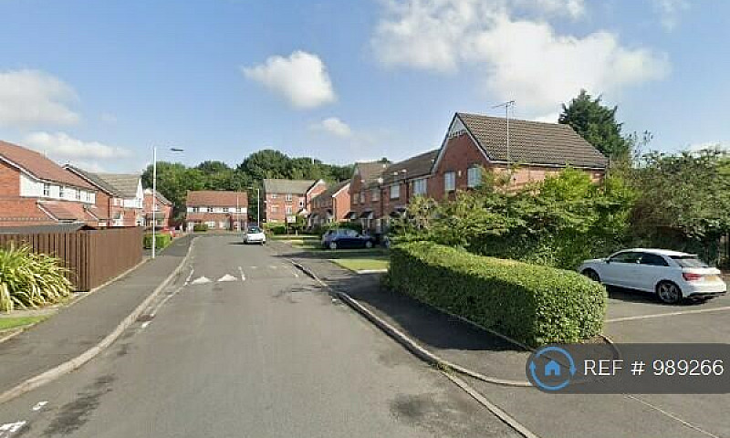 2 Bedroom Flat In Ha...