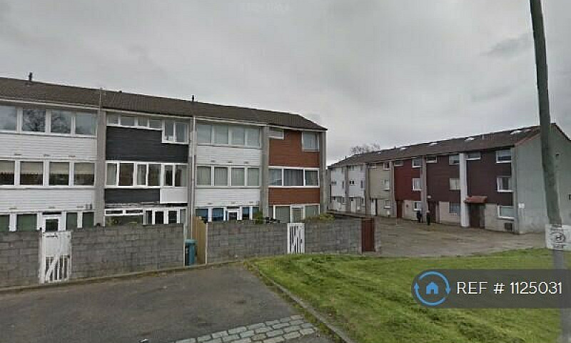 4 Bedroom House In W...