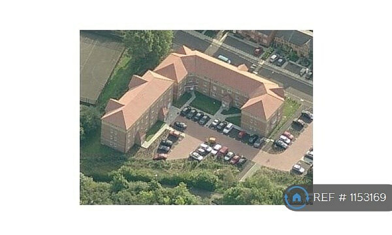 2 Bedroom Flat In Th...