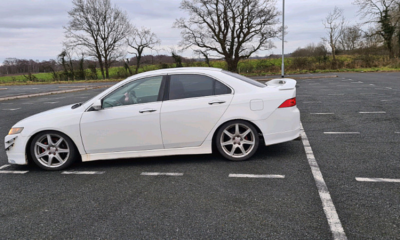 Honda Accord 2.4L Ty...