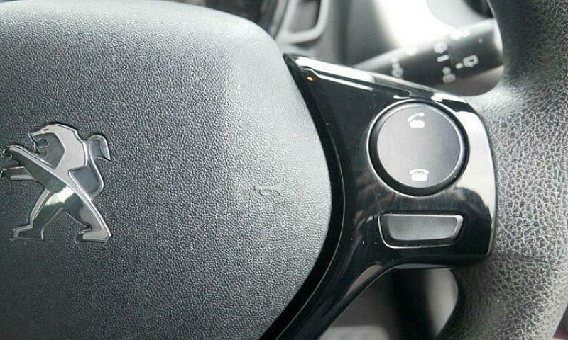 2015 Peugeot 108 1.0...