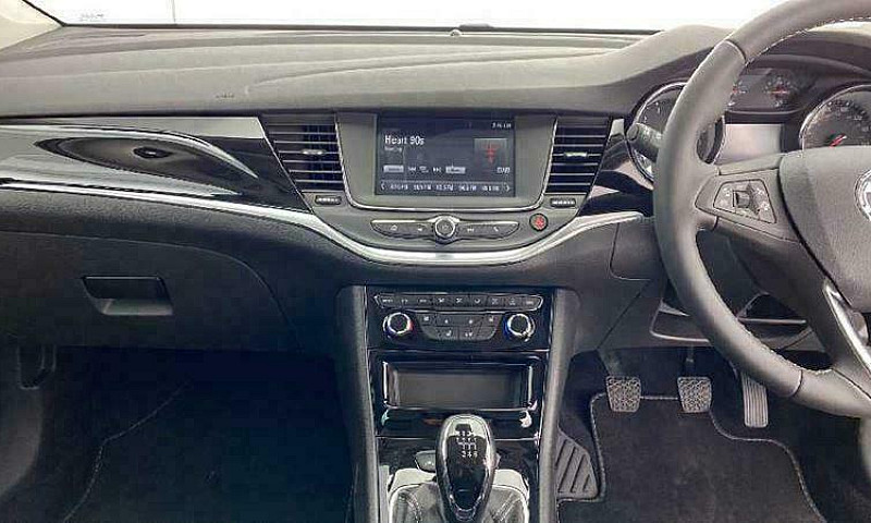 2021 Vauxhall Astra ...